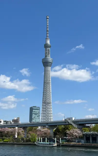 La Tokyo Skytree et la rivière Sumida